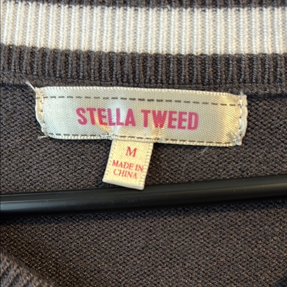 Stella Tweed V-Neck Sweater in Black and White - Picture 2 of 10